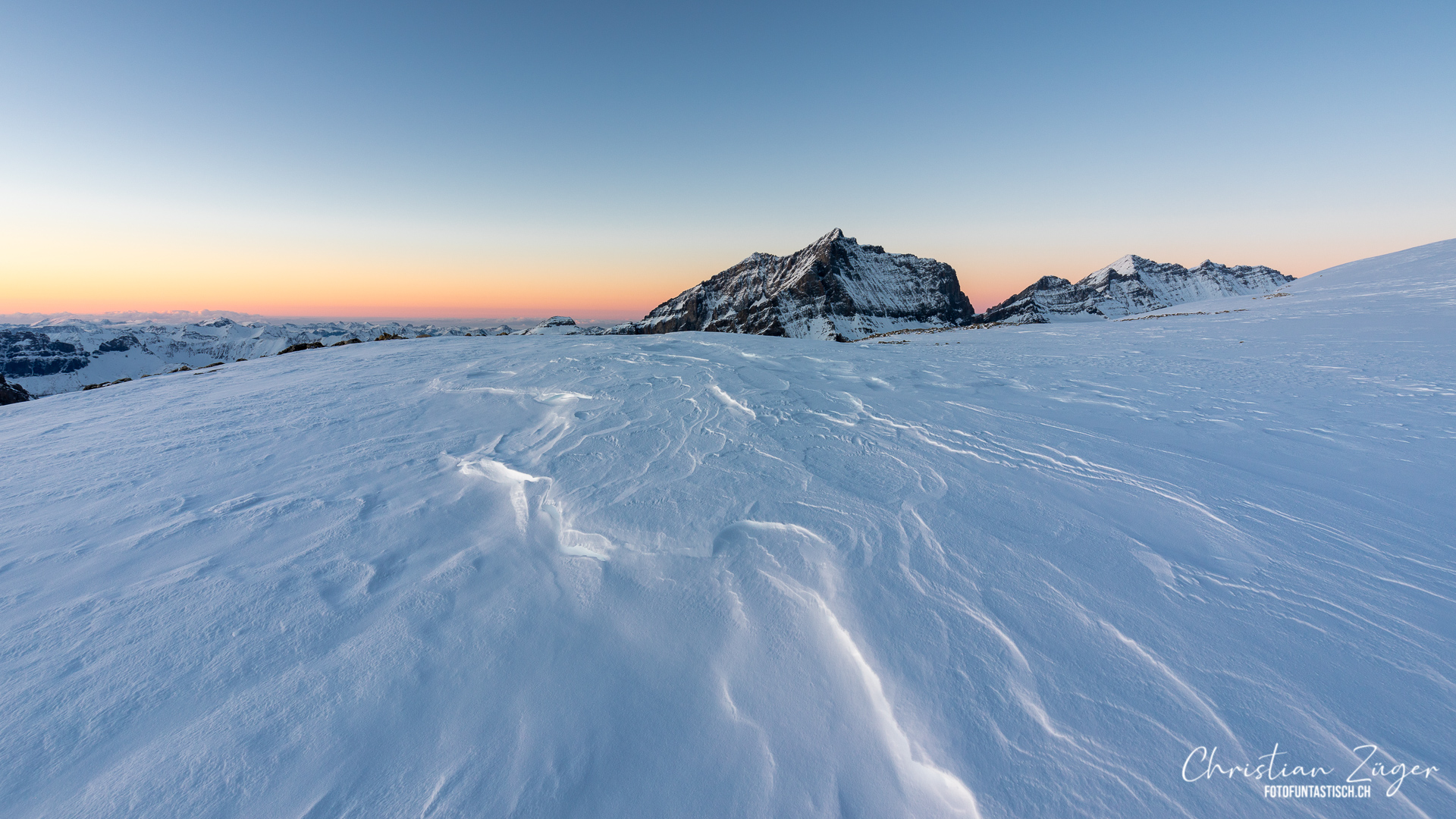 Winterabend in den Bergen