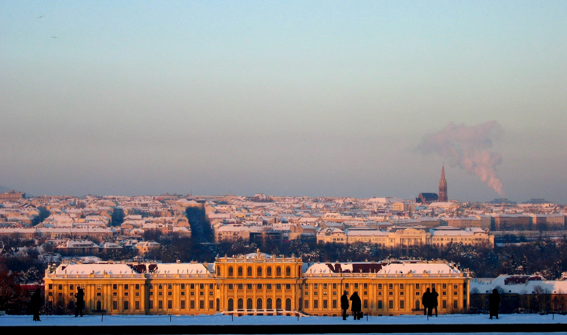 Winterbeginn vor Schloss Schönbrunn