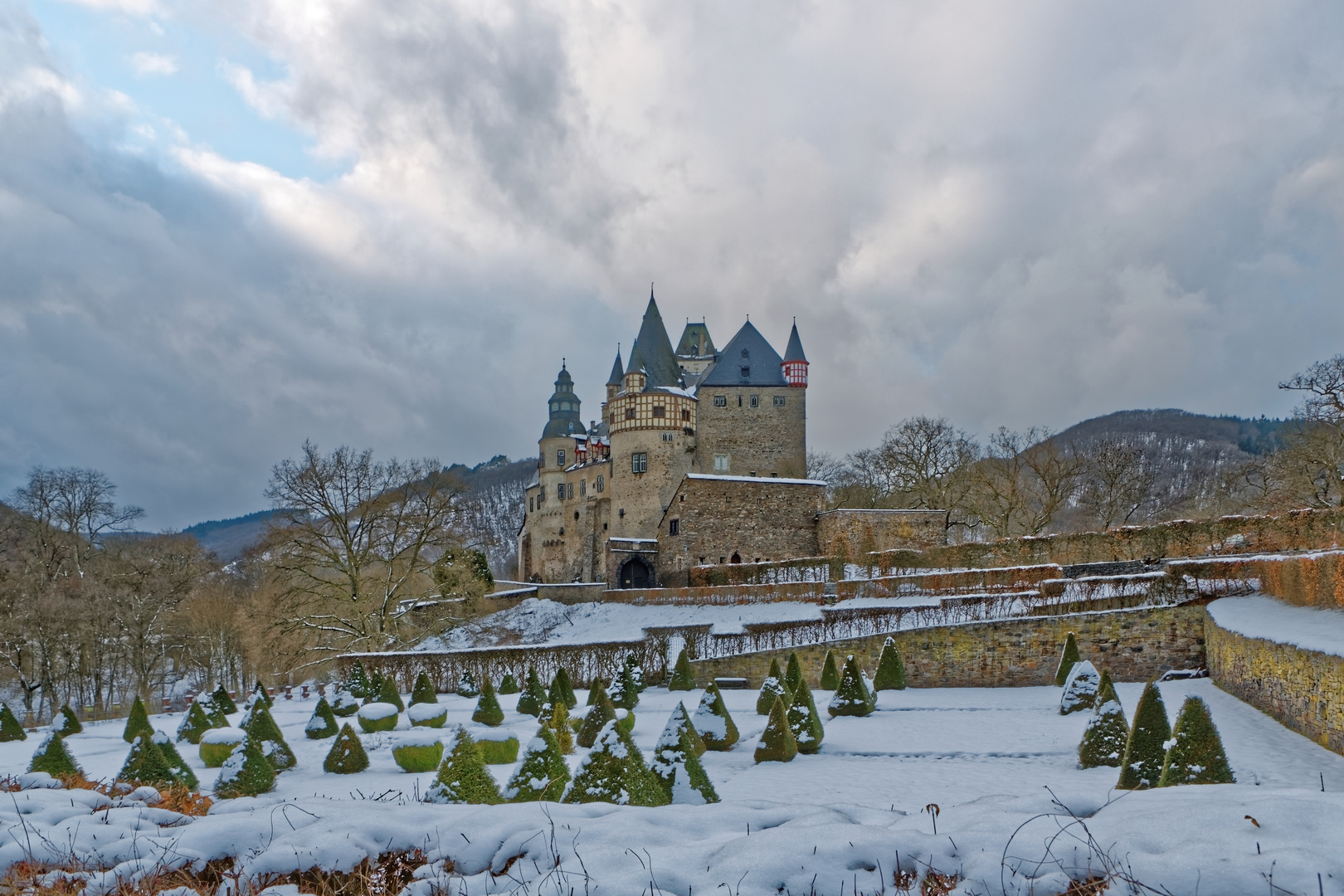 Winterblick auf Schloß Bürresheim