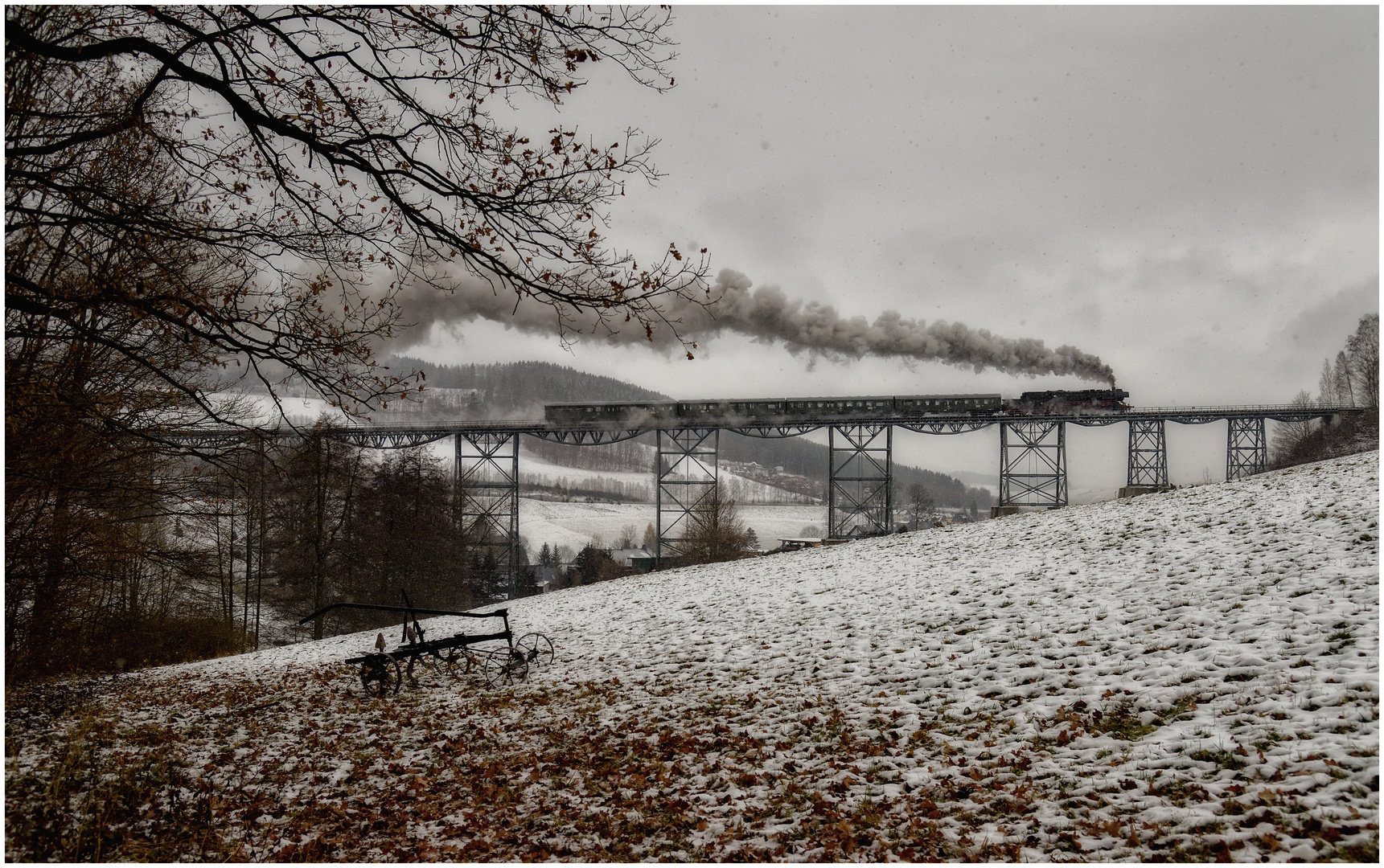 Winterdampf im Erzgebirge XIII