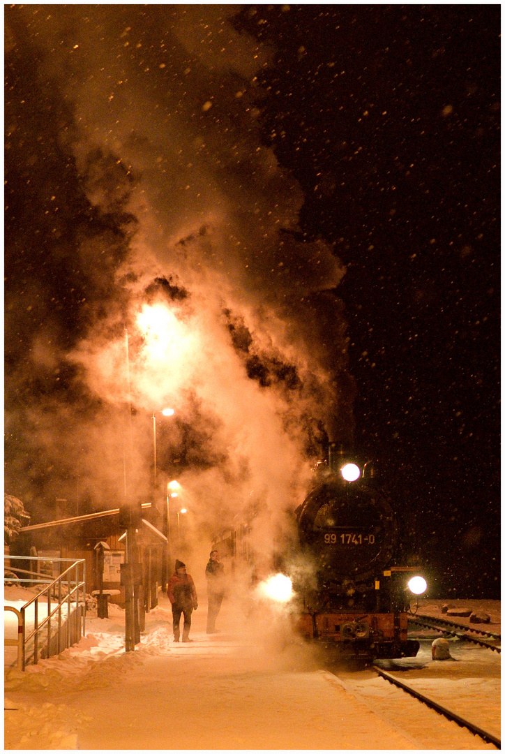 Winterdampf im Erzgebirge XV