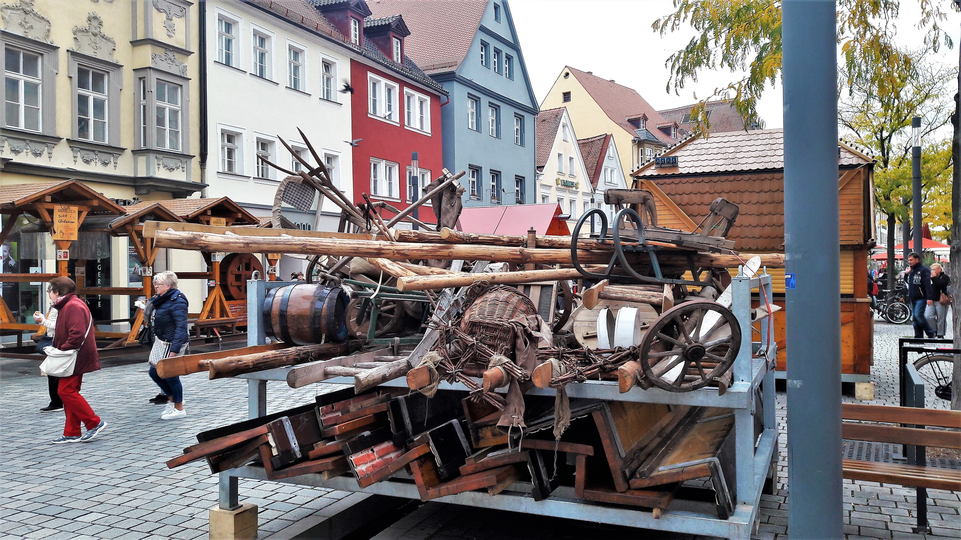 WINTERDORF   II im Aufbau in Bayreuth am 4.10.2019