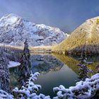 Wintereinbruch am Pragser Wildsee