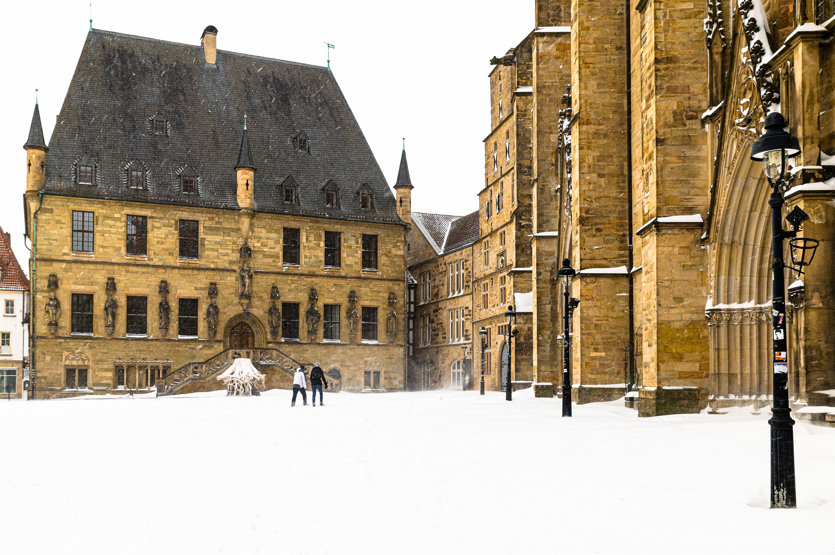 Wintereinbruch in Osnabrück am Markt