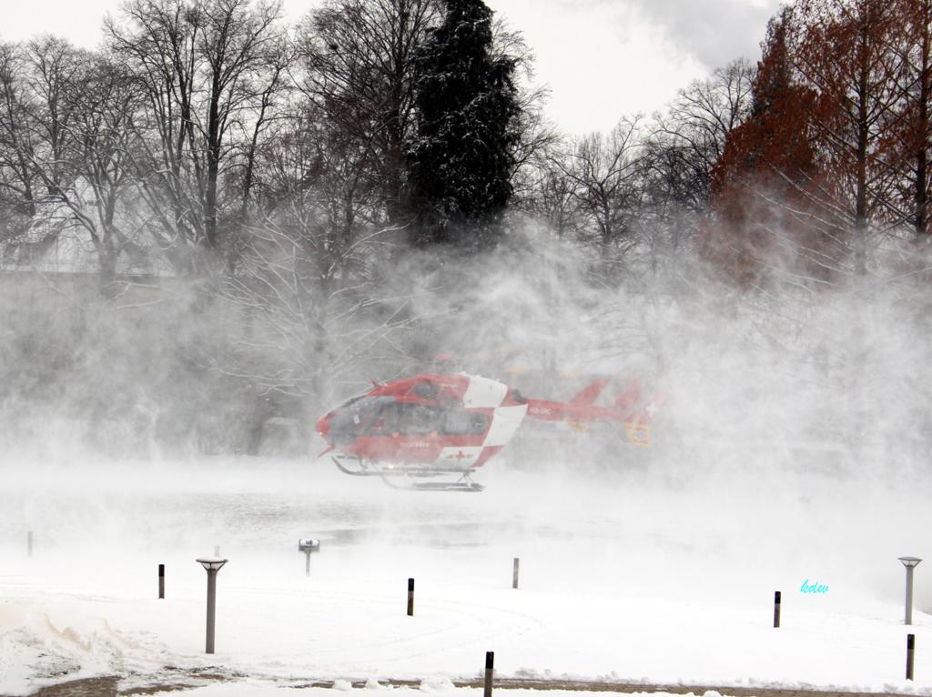 Wintereinsatz RTH Lö 301 Landeanflug KH Müllheim #4