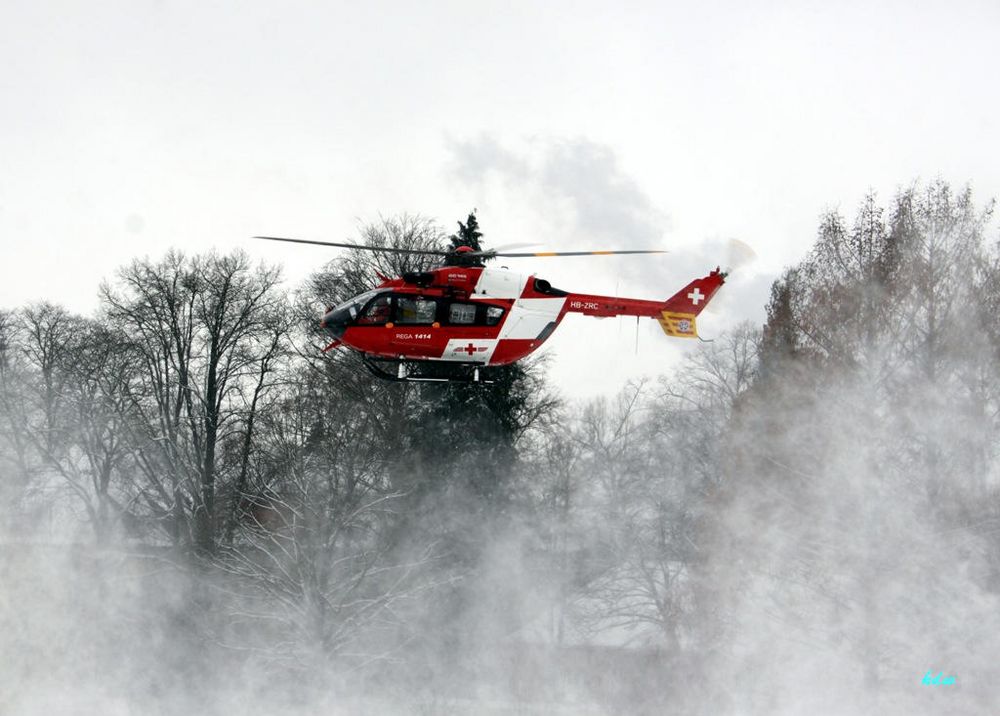 Wintereinsatz RTH Lö 301 Landeanflug KH Müllheim