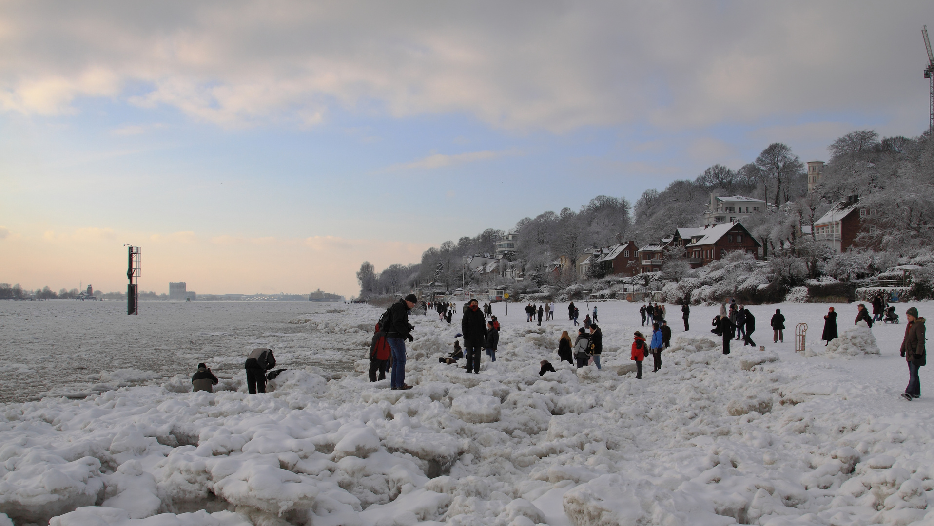 winterfreuden am fluss