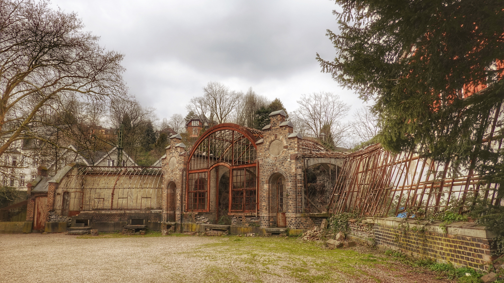 Wintergarten im Verfall