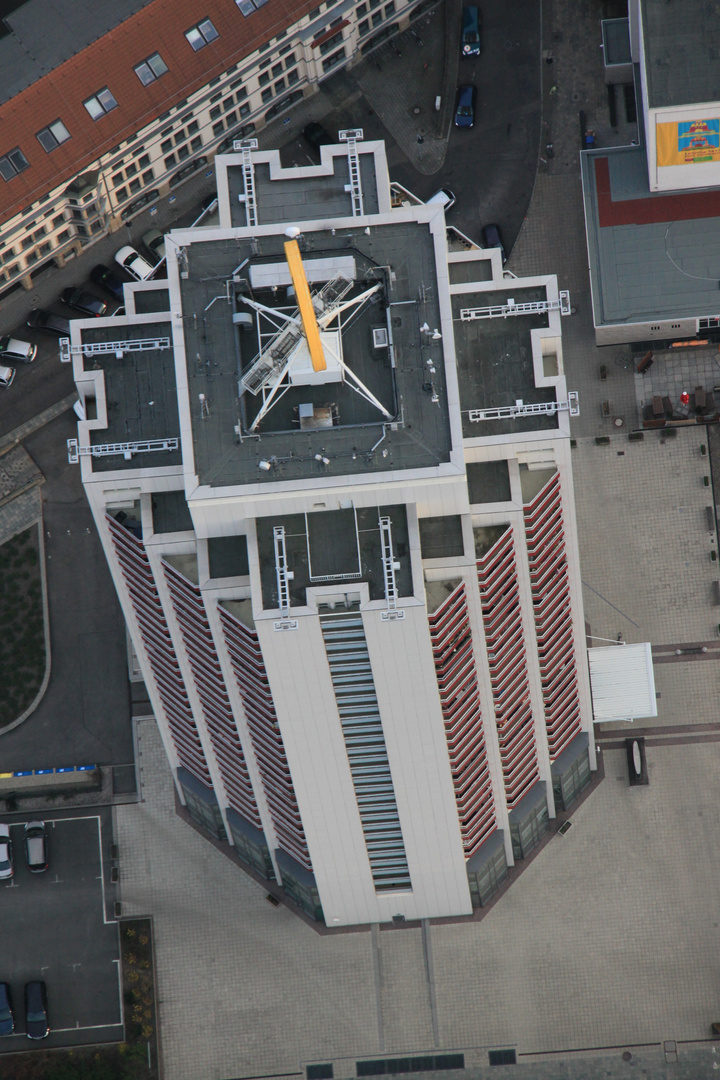 Wintergartenhochhaus von oben