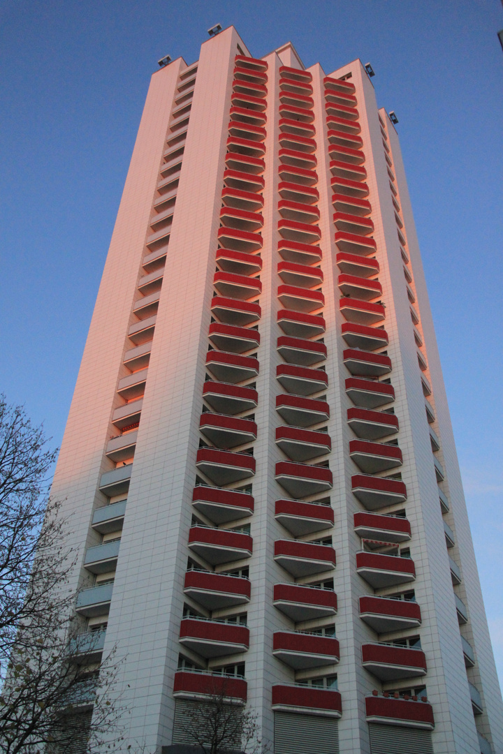 Wintergartenhochhaus von unten