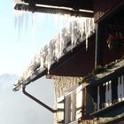 Winterhaus in den Bergen