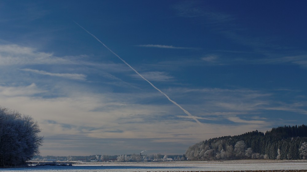 Winterhimmel in Blau