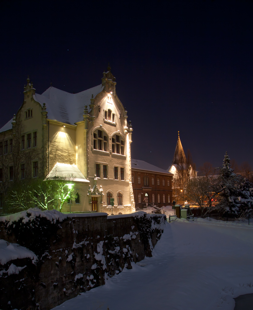 Winterimpressionen - Amtsgericht und Kirche