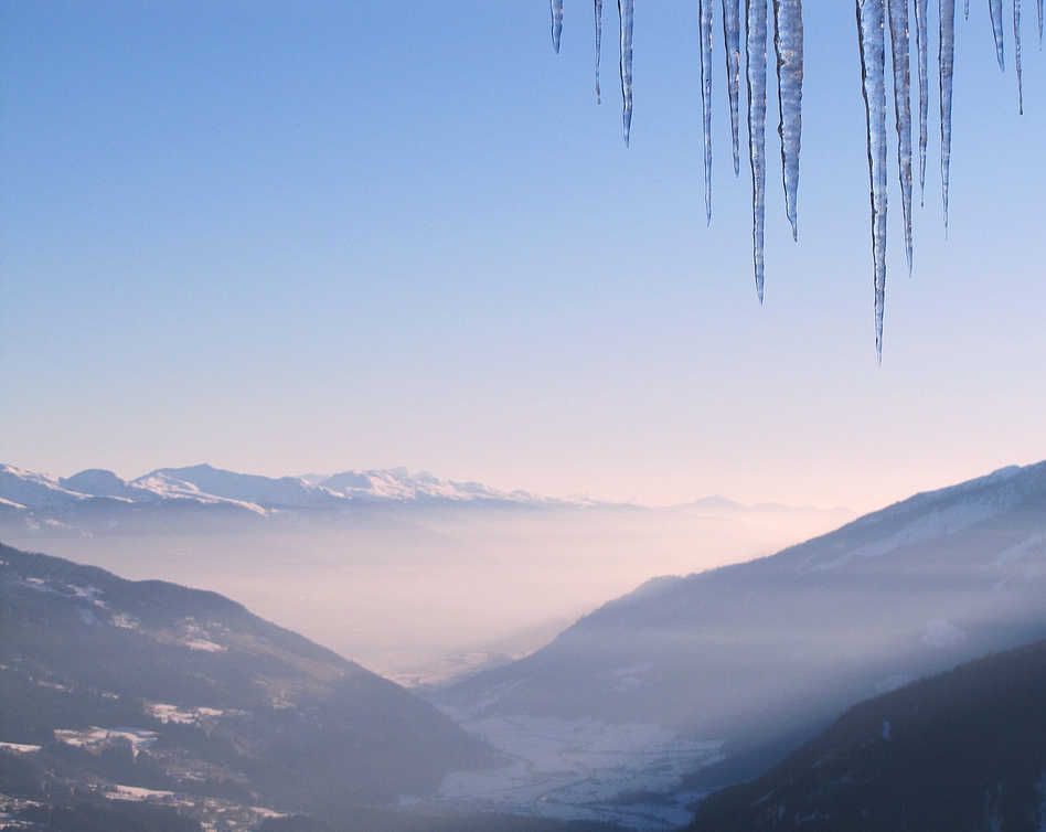 Winterimpressionen: Sonnenaufgang im Pinzgau