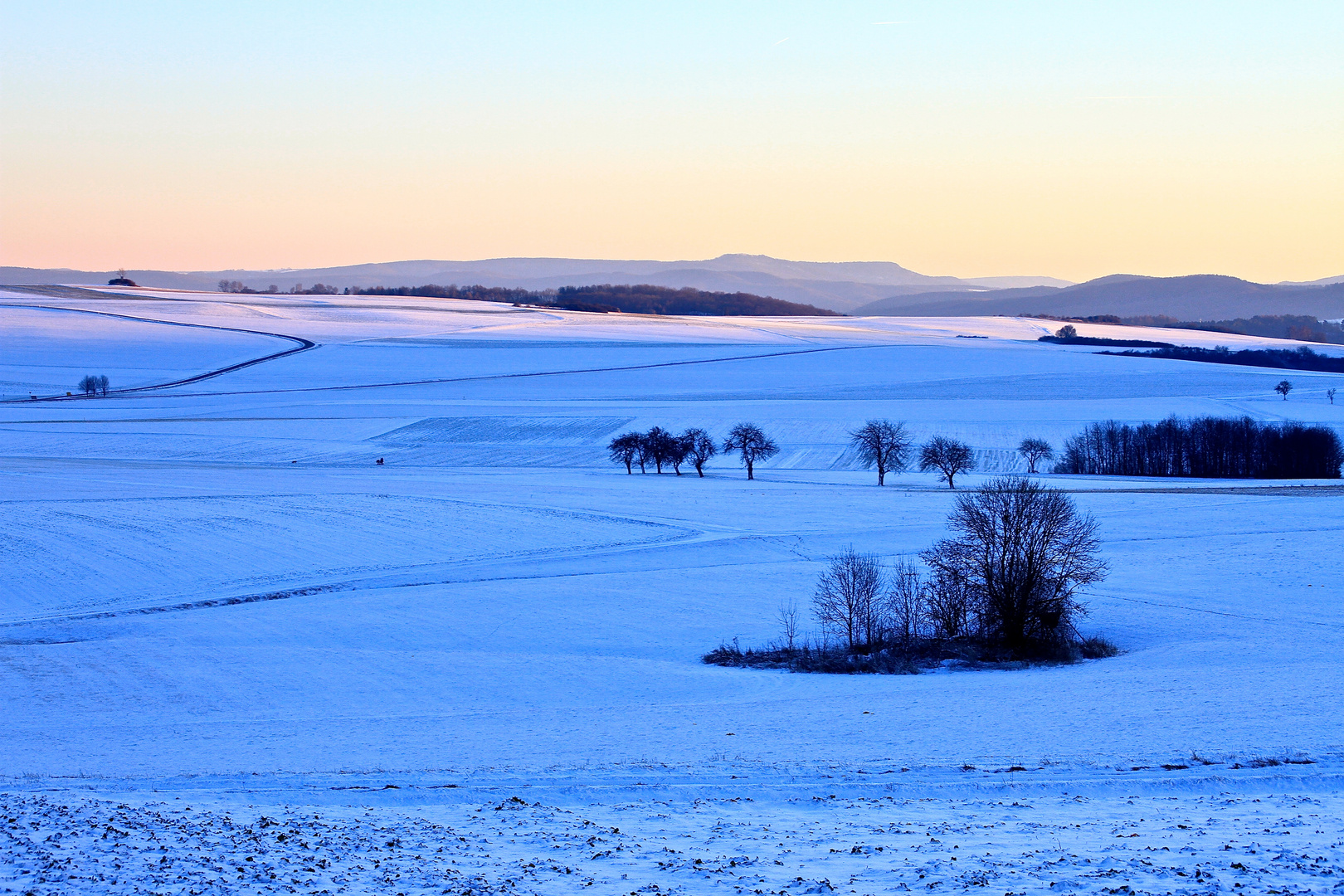 Winterlandschaft hinter dem Meißner