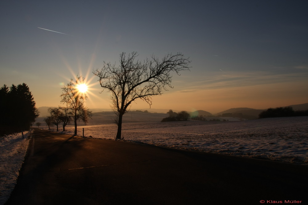 Winterlandschaft im Sonnenuntergang