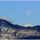 Winterlandschaft mit Mond