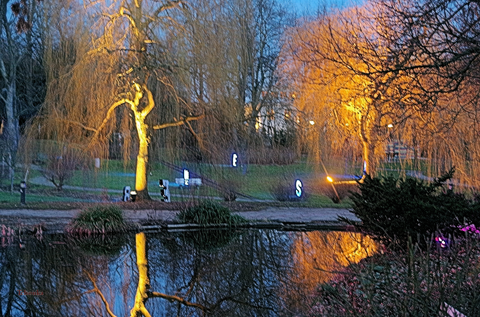 Winterleuchten Wasserspieglung