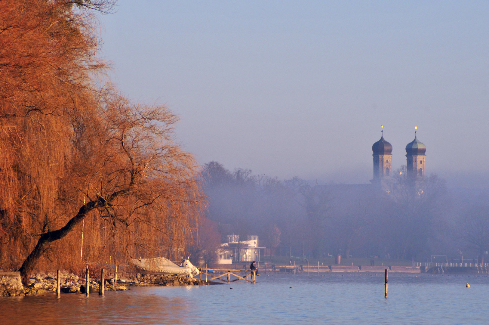 Winterliche Abendstimmung am Bodensee