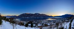 Winterliche Abendstimmung über dem Lago Maggiore