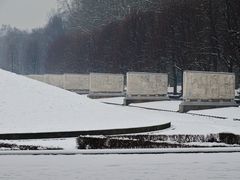 winterliche Andacht- Sowjetisches Ehrenmahl Treptow