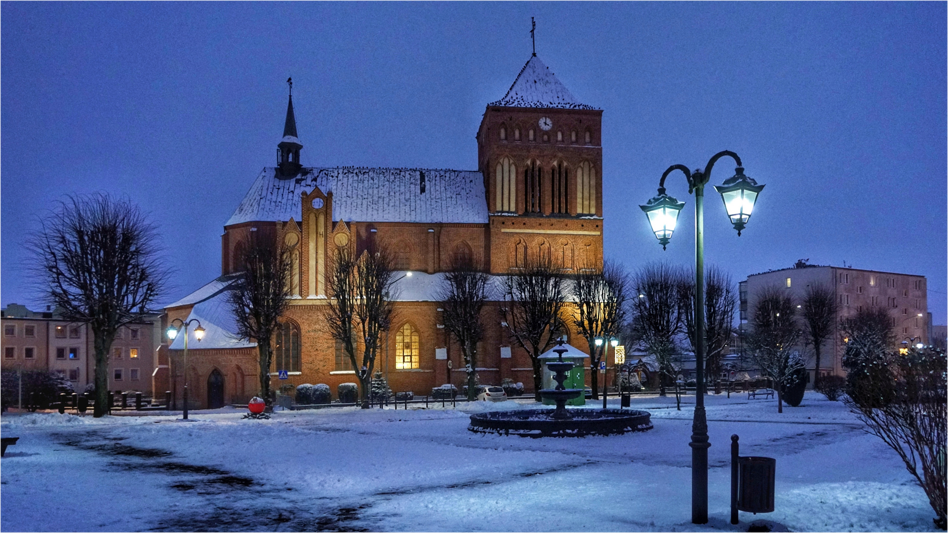 ... winterliche Blaue Stunde ...