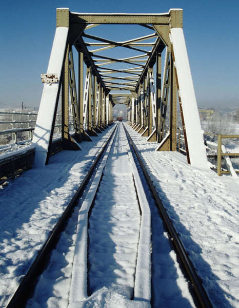 winterliche Brücke