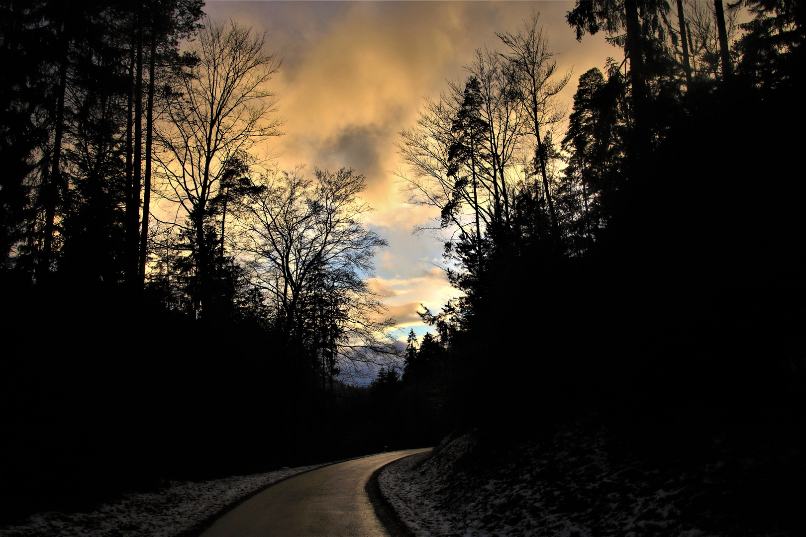 Winterliche Dämmerung