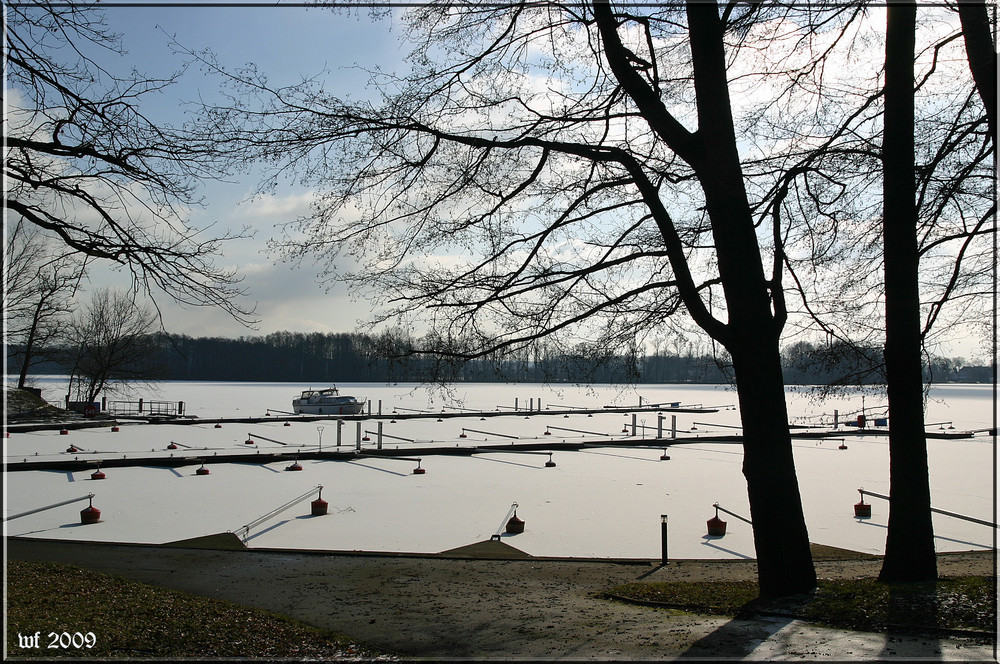 Winterliche Hafenimpression