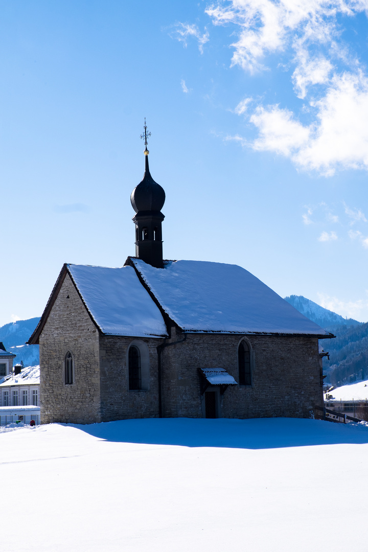 Winterliche Kapelle