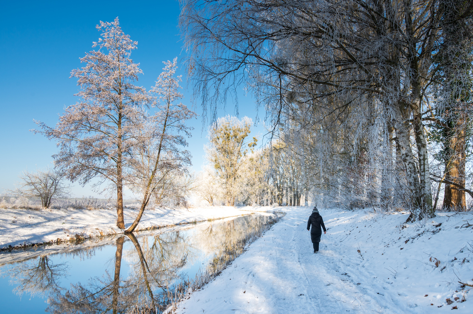 Winterliche Landschaft Foto & Bild  nikon, world, wasser Bilder auf 