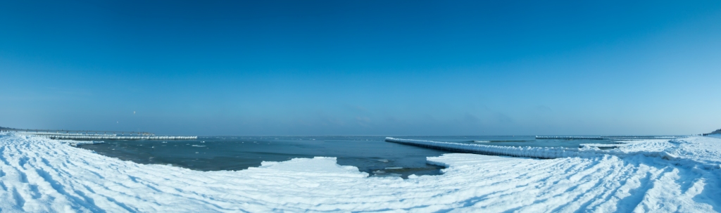 Winterliche Ostsee in Zingst