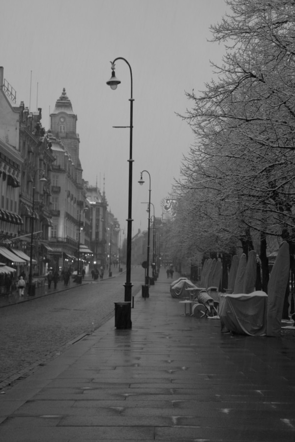 Winterliche Strasse in Oslo