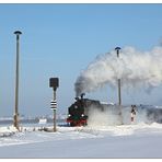 Winterlicher Bahnübergang