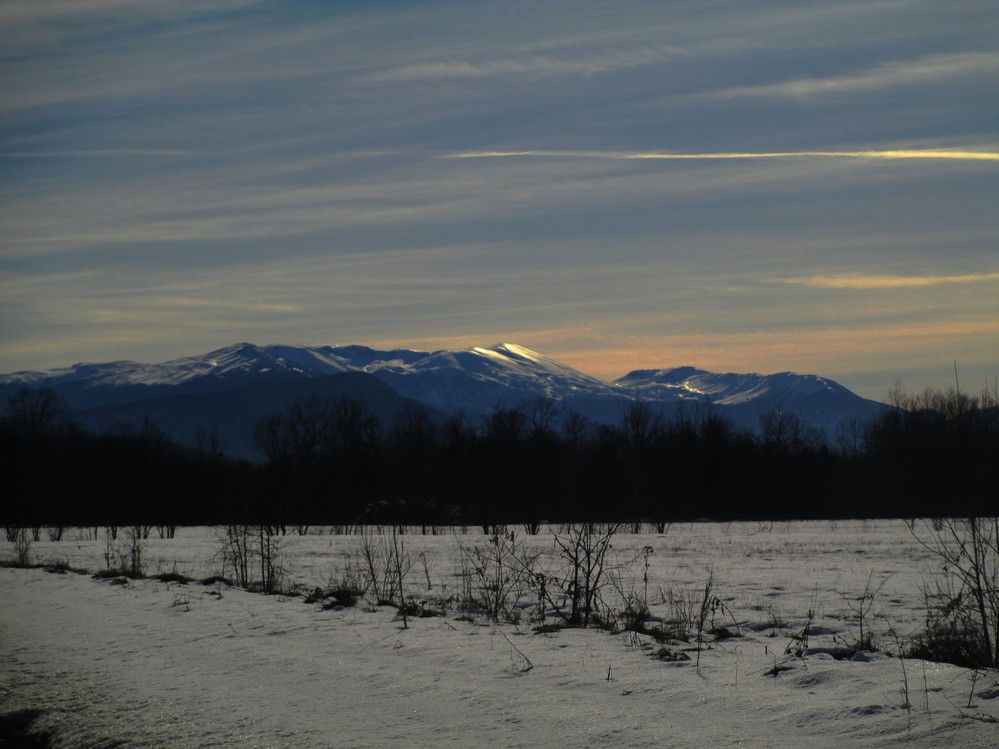 winterlicher Blick auf den Kaukasus