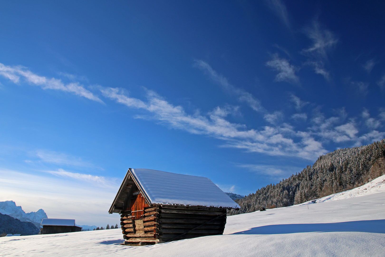 Winterlicher Heuschober