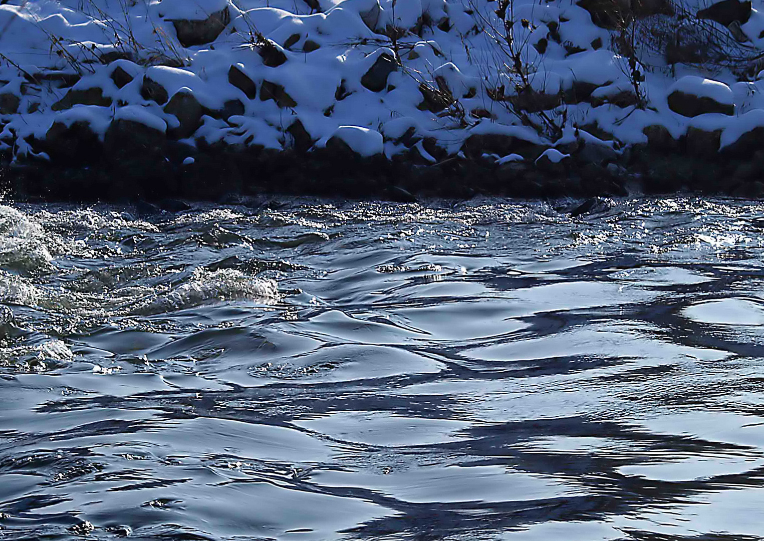 Winterlicher Neckar