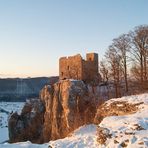 Winterlicher Reussenstein im Abendlicht