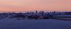 Winterlicher schöner Morgenblick nach Meusegast...