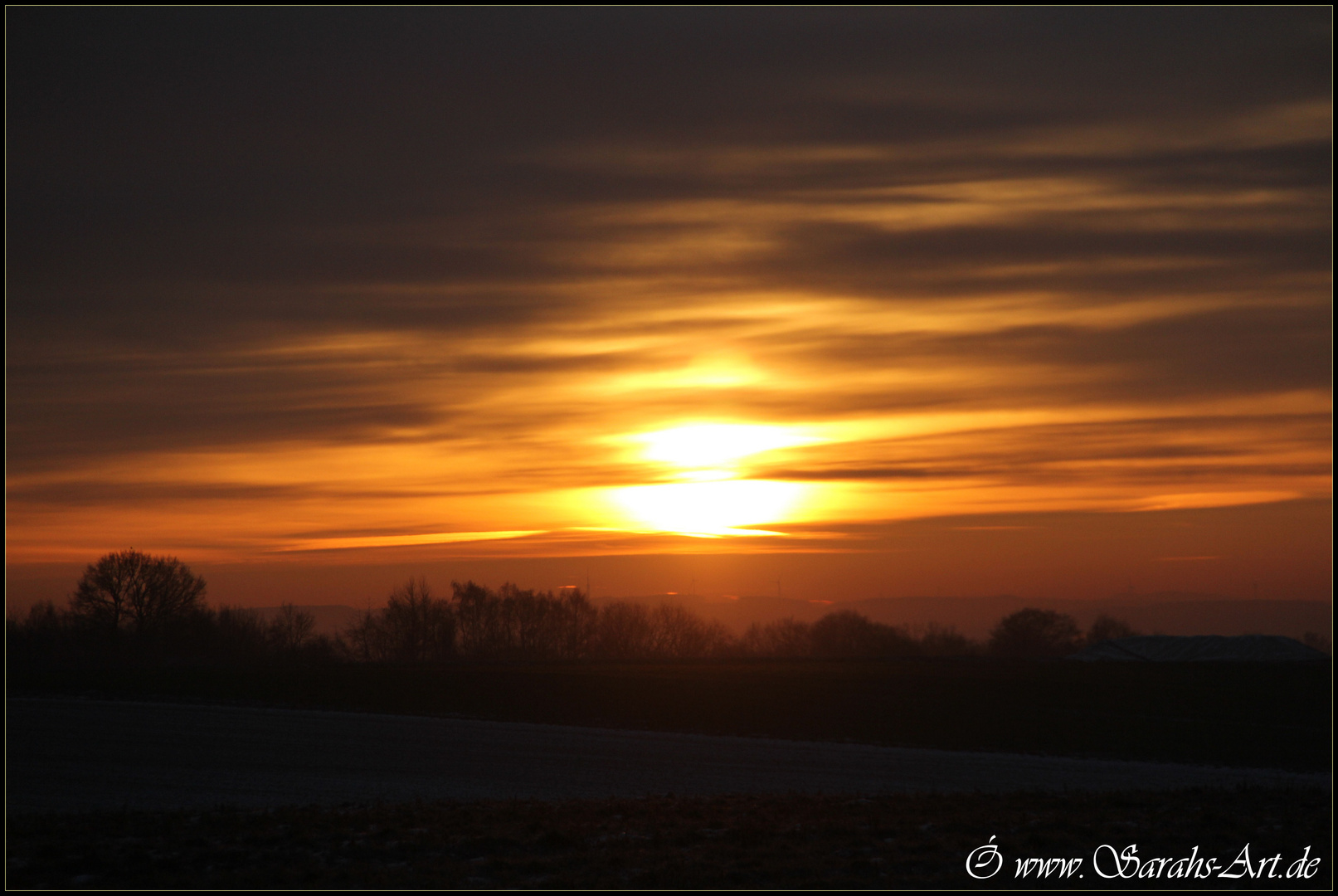 Winterlicher Sonnenaufgang