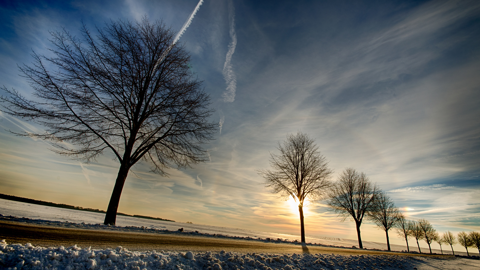 Winterlicher Sonnenaufgang