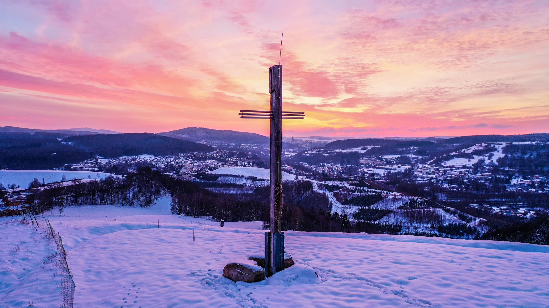 Winterlicher Sonnenuntergang 