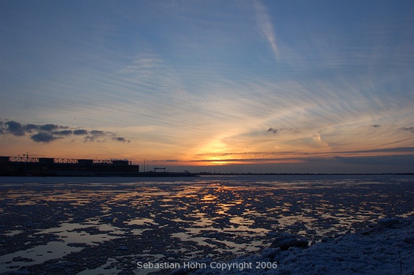 Winterlicher Sonnenuntergang