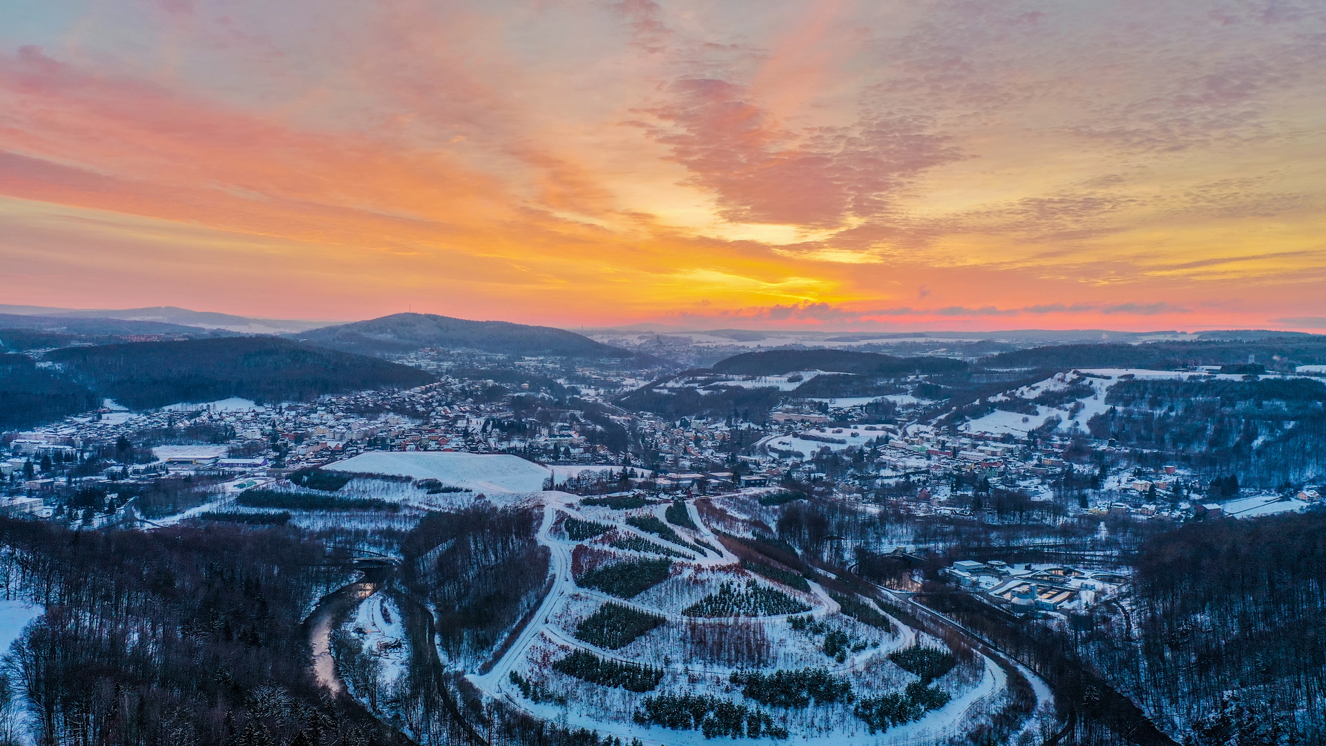 Winterlicher Sonnenuntergang 