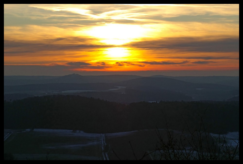 Winterlicher Sonnenuntergang