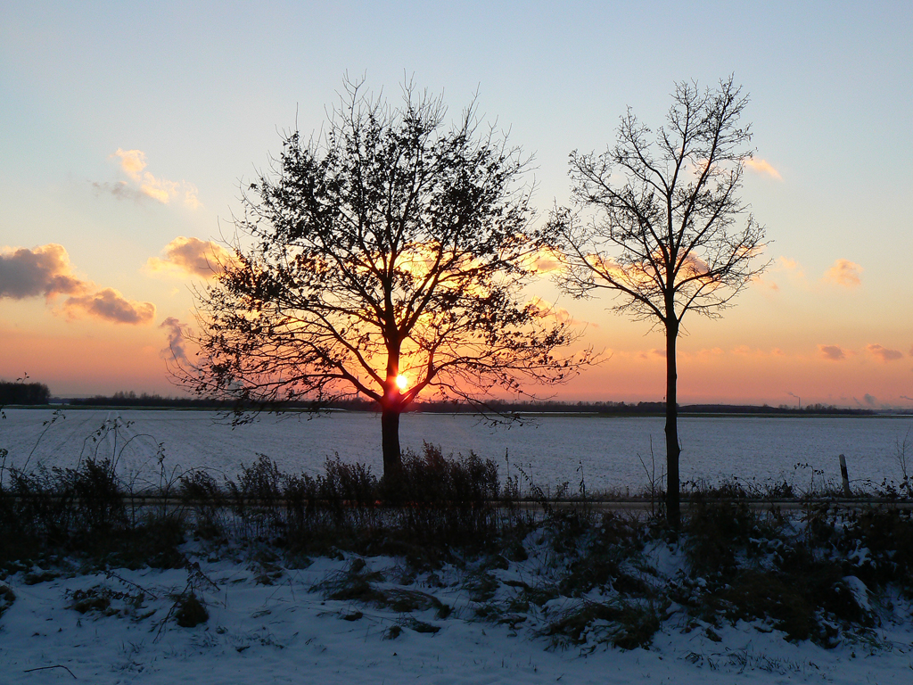 winterlicher Sonnenuntergang