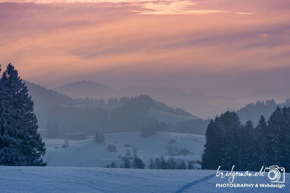 Winterlicher Sonnenuntergang im Alpstein