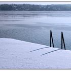 Winterlicher Steg am Starnberger See