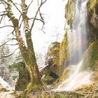 Winterlicher Wasserfall