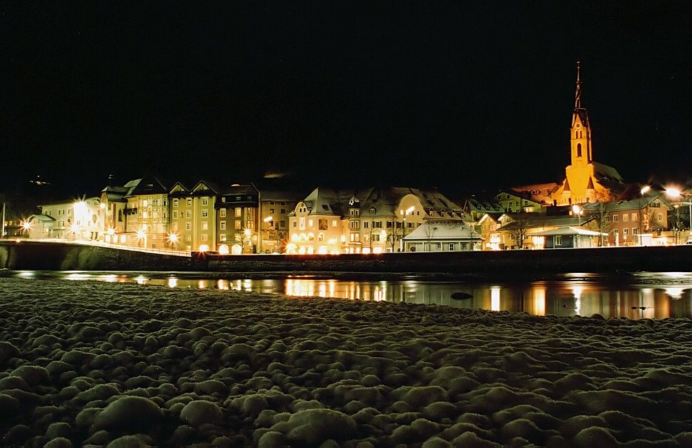 Winterliches Bad Tölz bei Nacht (1)